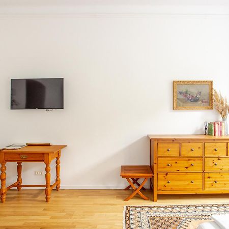 Gemuetliche Wohnung Nur 15 Minuten Ins Stadtzentrum Вена Экстерьер фото